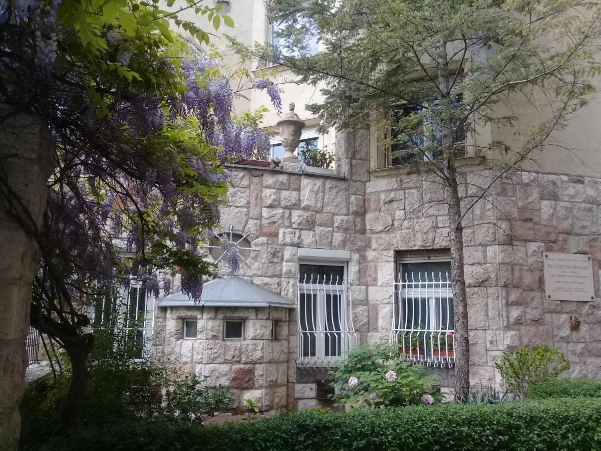 Modern Parkside Garden View Apartment 布达佩斯 外观 照片